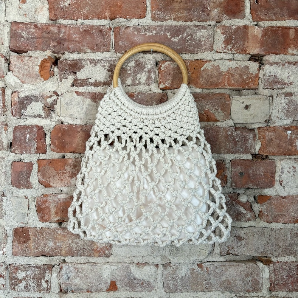 Crocheted hand bag